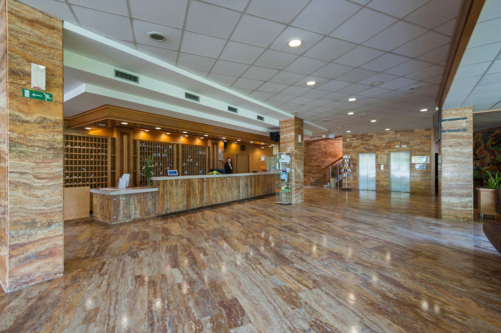 Hotel Termal - Terme 3000 - Sava Hotels & Resorts Моравске-Топлице Екстериор снимка