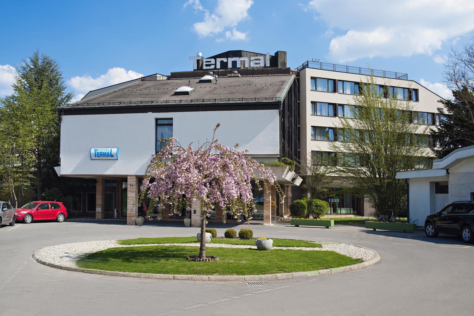 Hotel Termal - Terme 3000 - Sava Hotels & Resorts Моравске-Топлице Екстериор снимка